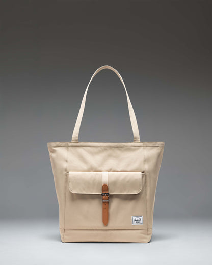 Herschel Retreat Tote bag in Eucalyptus green.