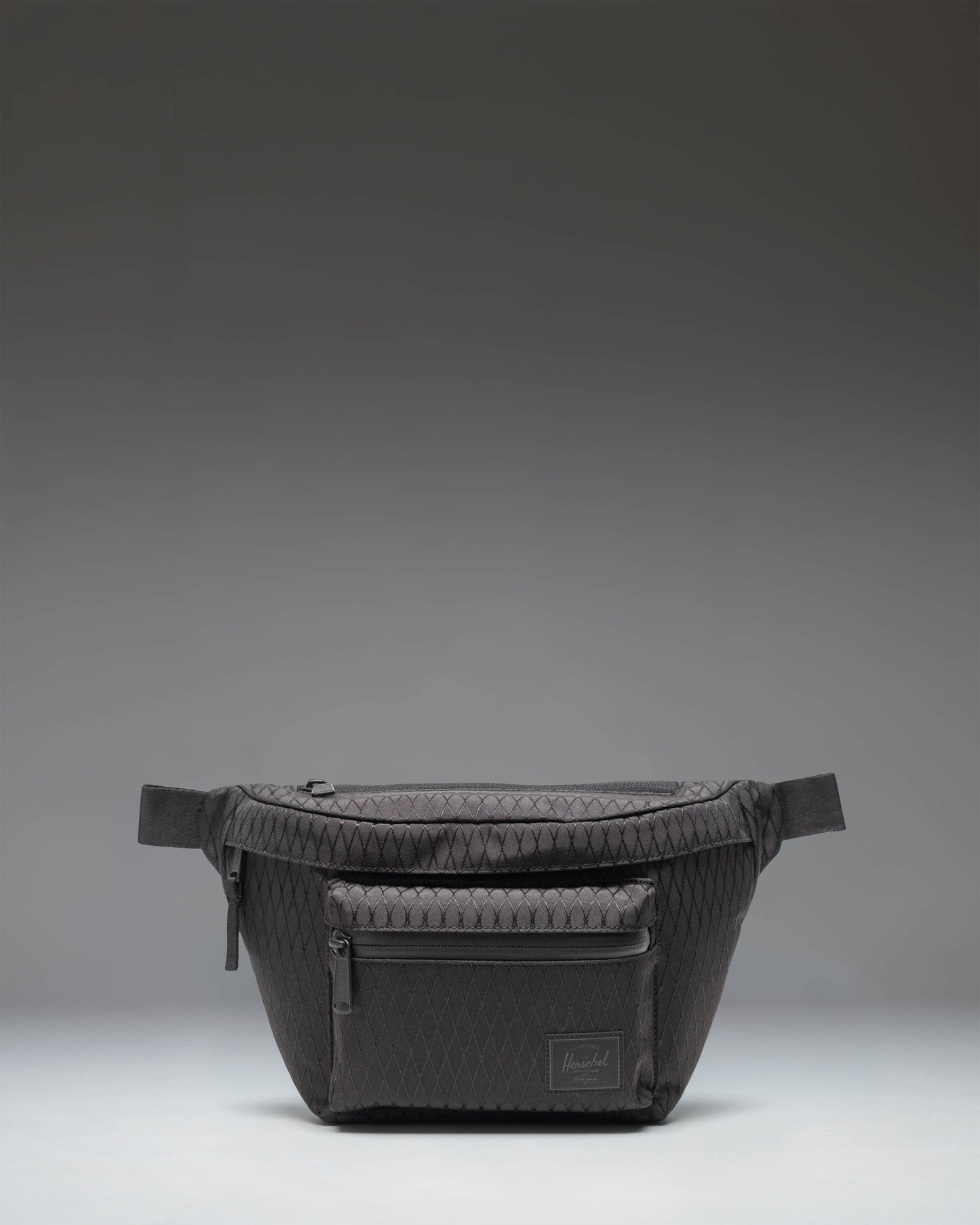 Front view of the Herschel Supply Co Pop Quiz Hip Pack in Black Diamond/Black.