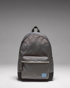 Dark Gull Gray
