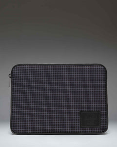 Grid Black/Black